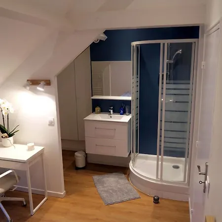 Chambre Privee Au Coeur De Belle Beille *